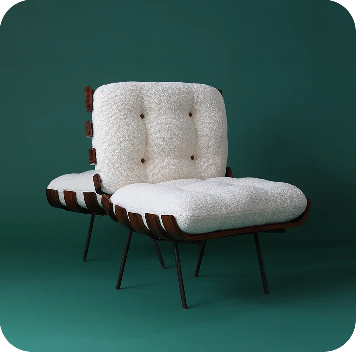 Costela chair fitted with an NFC chip